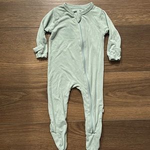 Kyte baby teal footed onsie
